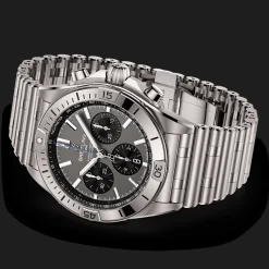 Chronomat B01 Chronograph 42 Titanium