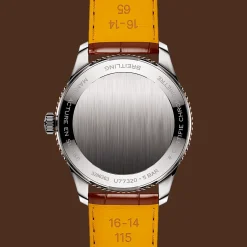 Navitimer 32 SuperQuartz™